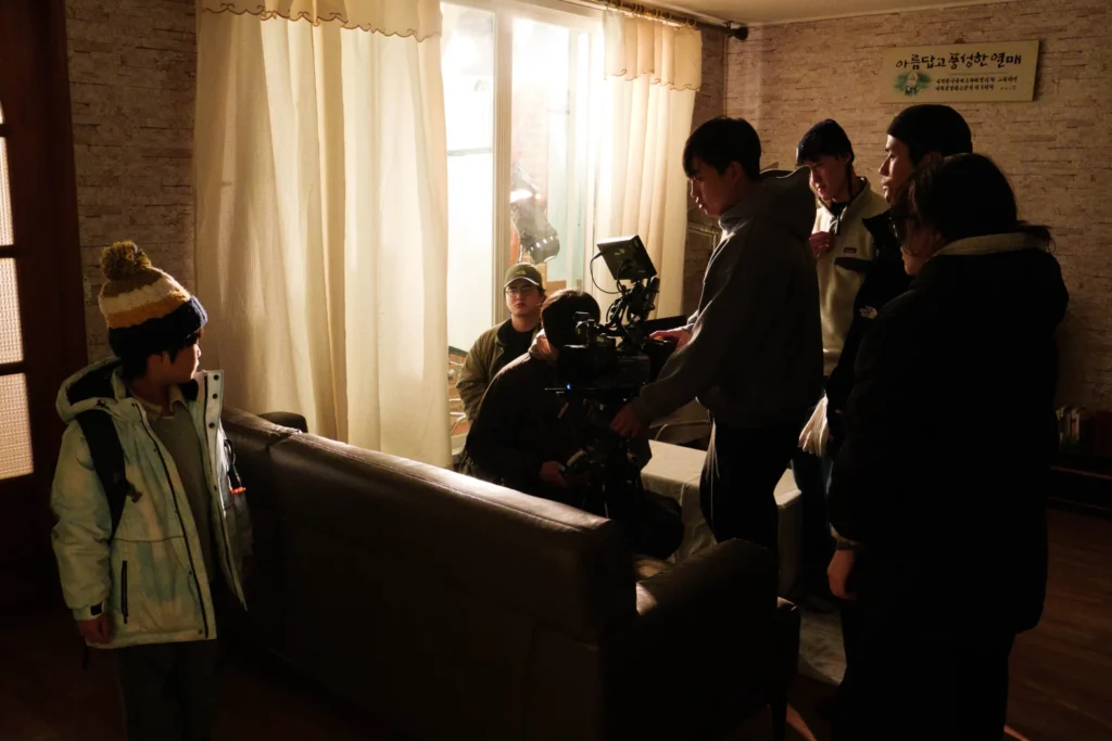 ABOUT - KakaoTalk_20251209_202143140_14